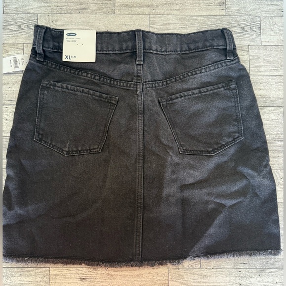 Old Navy Black Jean Skirt (Girls size 14) with adjustable waist NWT - Picture 5 of 7
